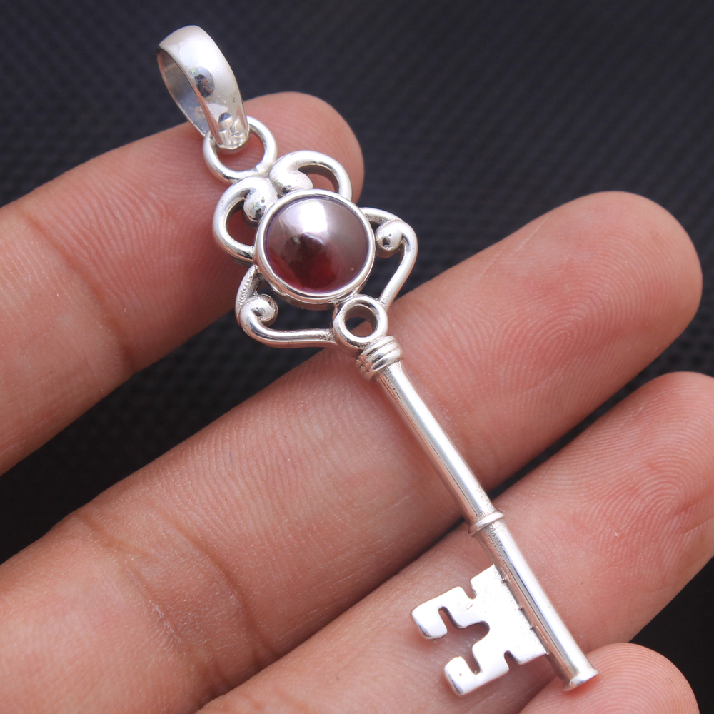 925 Silver Pendant Birthday Gift Gemstone Jewelry Gift For Mum Handmade Jewelry Key Pendant Red Garnet Pendant Solid Pendant Women Jewelry