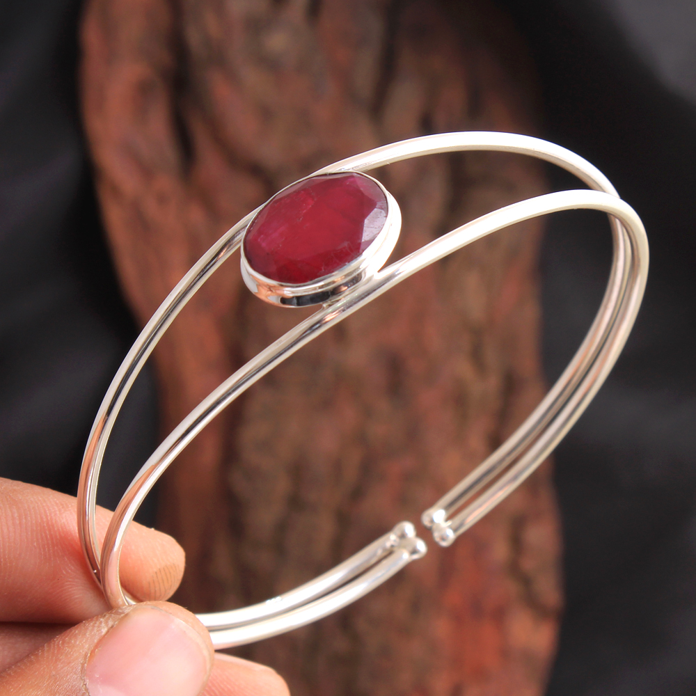 925 Sterling Silver Birthday Gift Christmas Gift Cuff Bracelet Halloween Gift Handmade Jewelry Kashmir Ruby Bracelet Oval Shape Gemstone Red Gemstone Bracelet Silver Bracelet