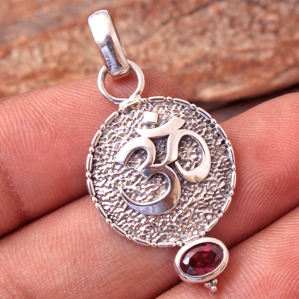 925 Sterling Silver Garnet Jewelry Om Design Pendant Silver Jewelry