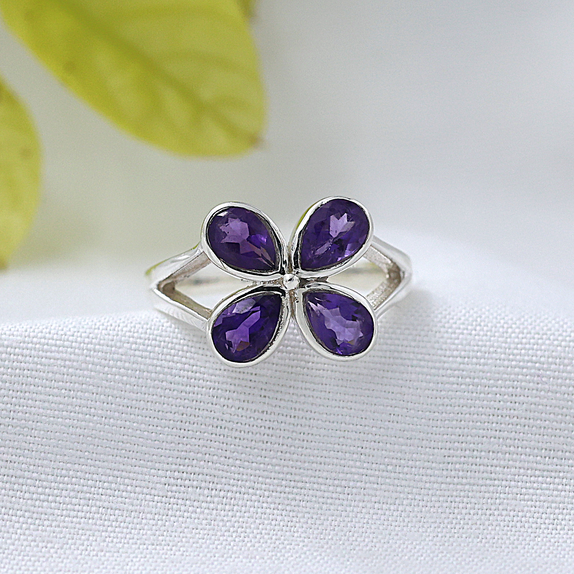 925 Sterling Silver Amethyst Gemstone Amethyst Ring Anniversary Gift Birthday Gift Christmas Gift Easter Gift Engagement Gift February Birthstone Jewelry Gemstone Ring Gift For Her Graduation Gift Handmade Jewelry Handmade Ring Silver  Ring Silver Jewelry Valentine Gift Women Jewelry Women Ring